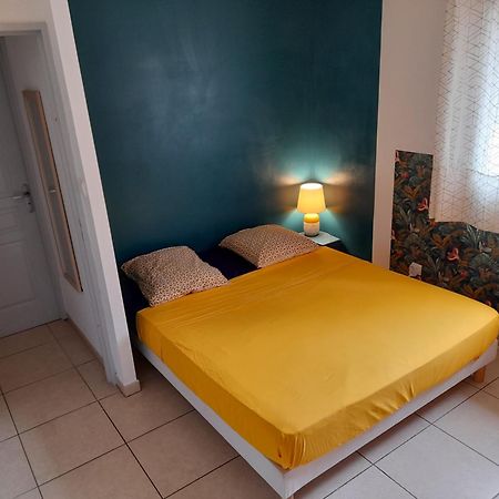 Appartement T3 Proche Aeroport Et Nordev Sainte-Clotilde المظهر الخارجي الصورة
